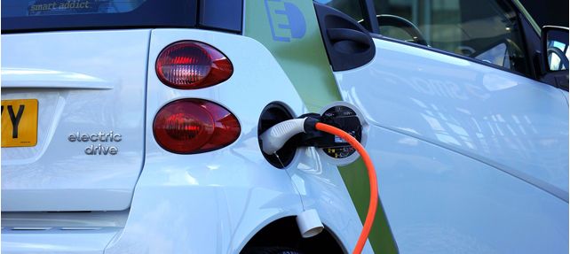 La instalación de puntos de carga de coches eléctricos en las comunidades de propietarios